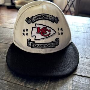 KC Kansas City Chiefs NFL Super Bowl LVII Champions Hat 9FIFTY‎ New Era